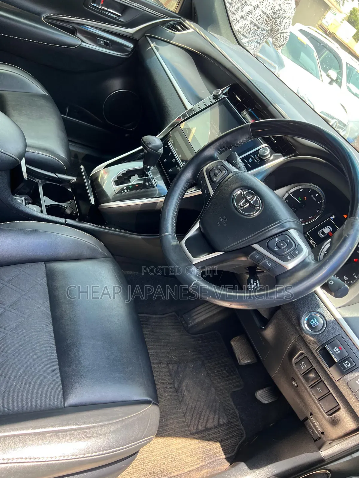 Toyota Harrier 2.0 Turbo 2019 Pearl