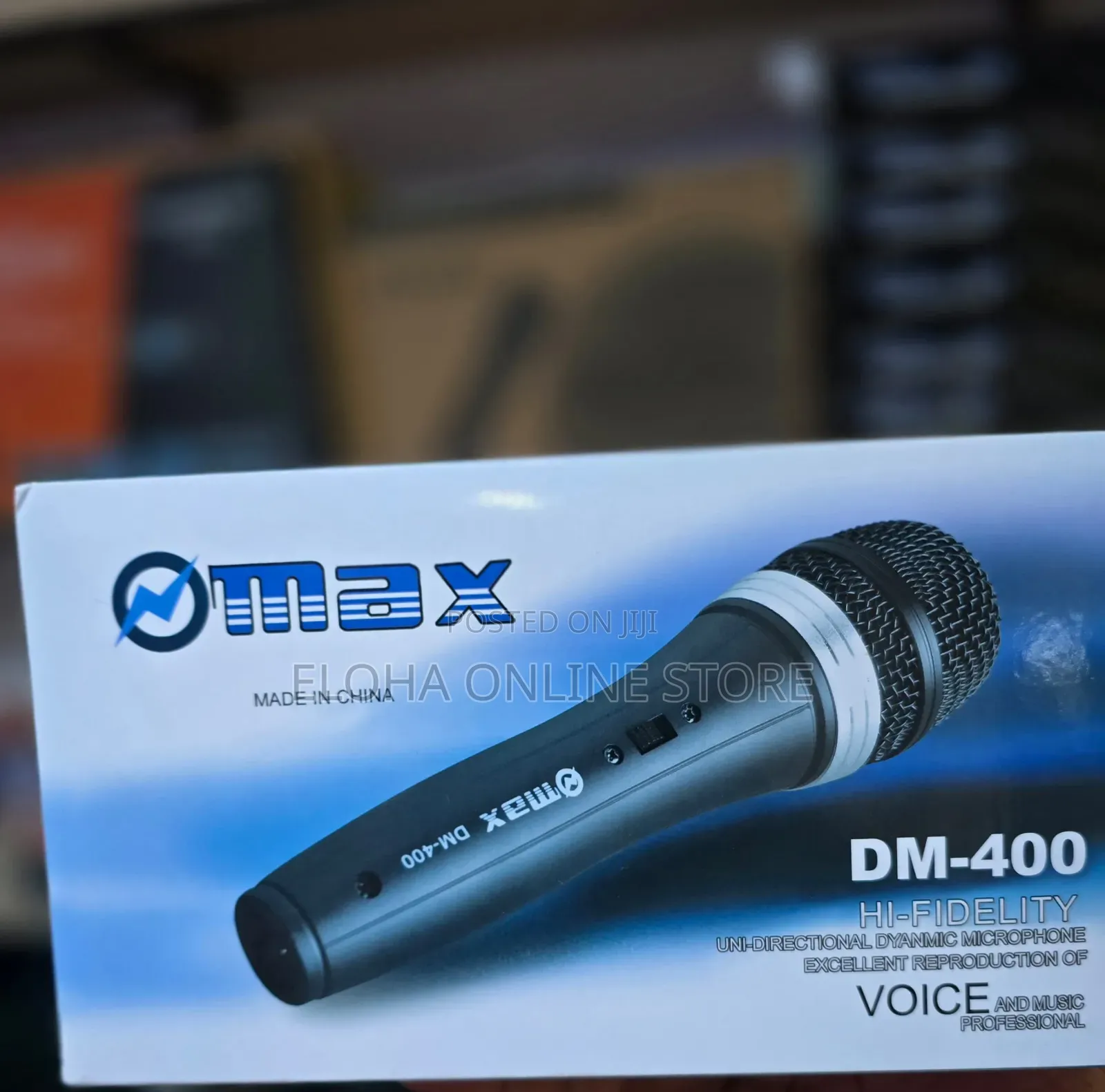 Omax Dm-400 Unidirectional Dynamic Wired Microphone