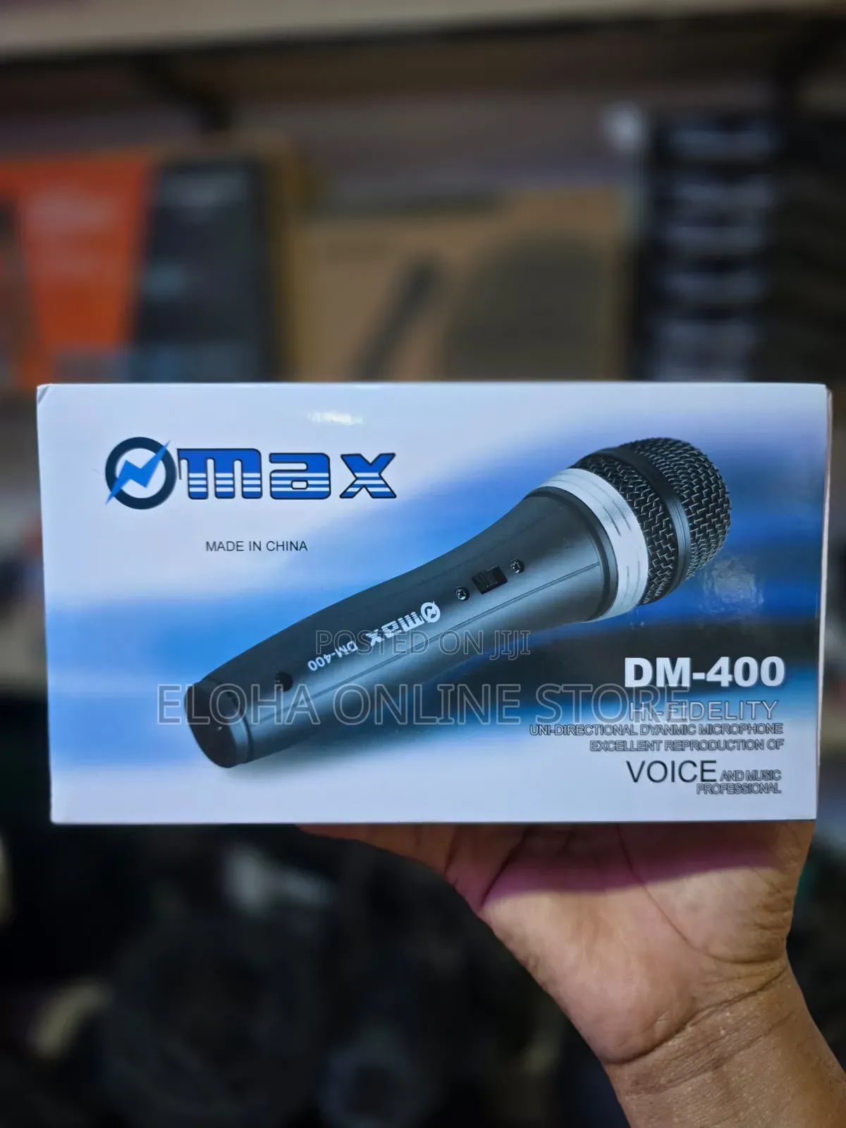 Omax Dm-400 Unidirectional Dynamic Wired Microphone