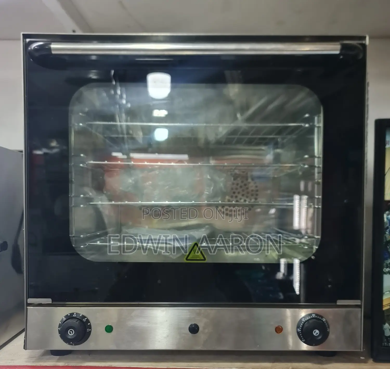 4 Tray Convectional Oven