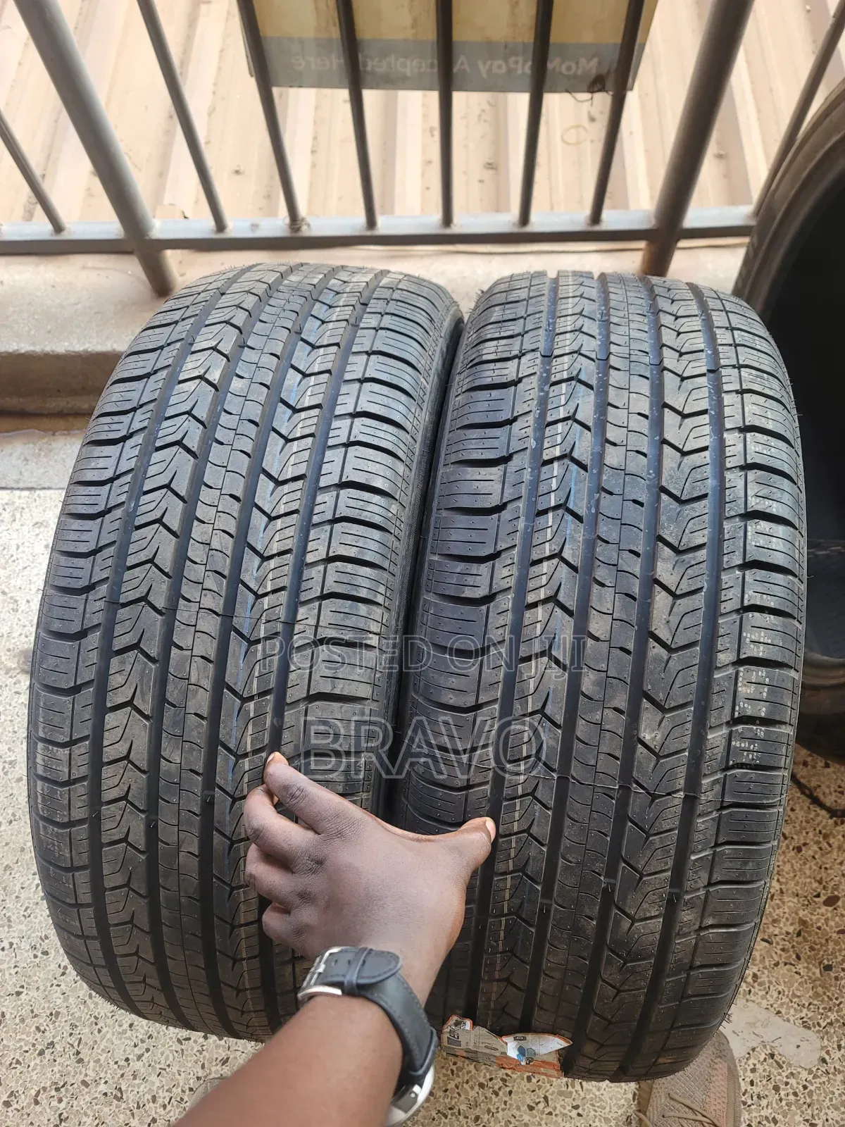 265/50r20 Joyroad Tires for Benz.