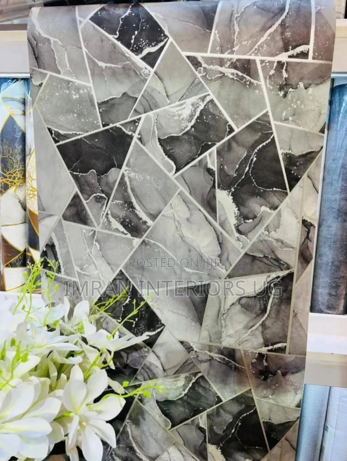 Nice Looking Grey and Legit Wallpapers Per Square Meter.