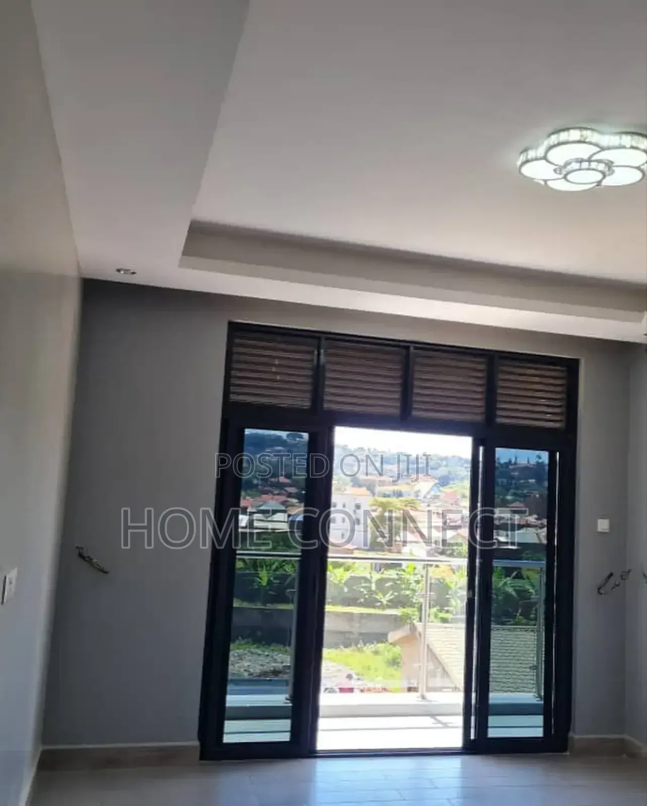 3bdrm Apartment in Muyenga, Central Division for rent