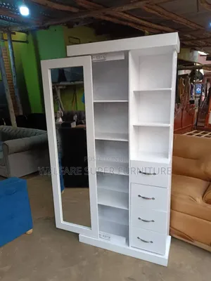 Mult Dresser With Simple Wordrop In