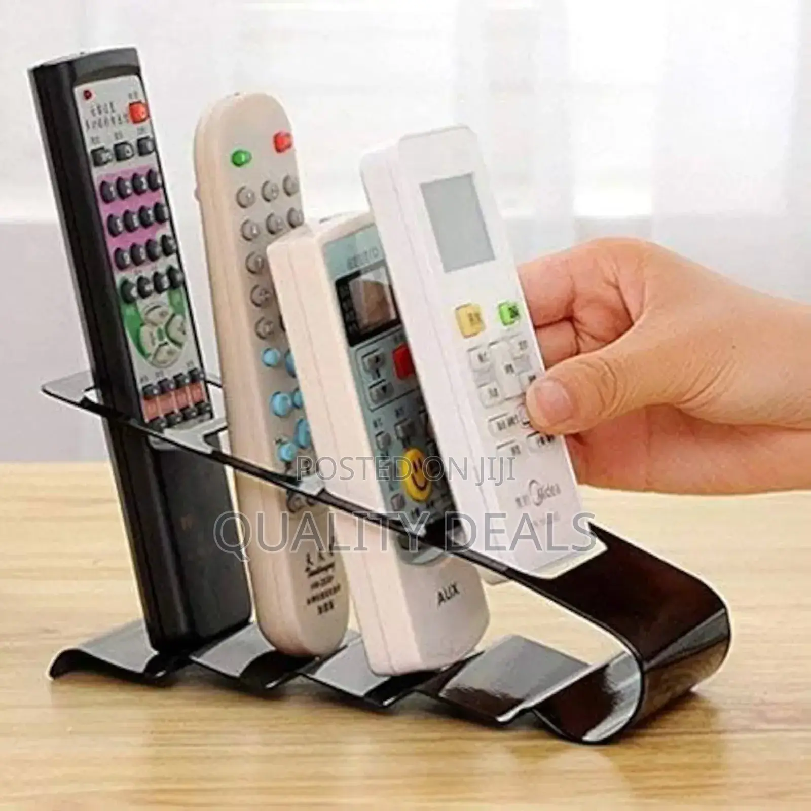 4 Shot Remote Organizer