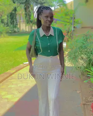 Photo - Shop Attendant