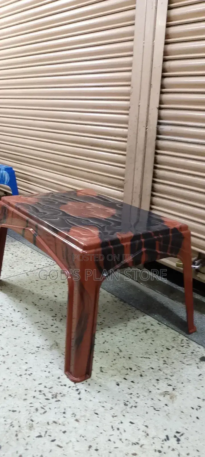 Red and Black Double Color Plastic Table
