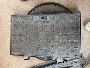 45*75cm Heavy Duty Cast Iron Manhole Cover En124 Class D400