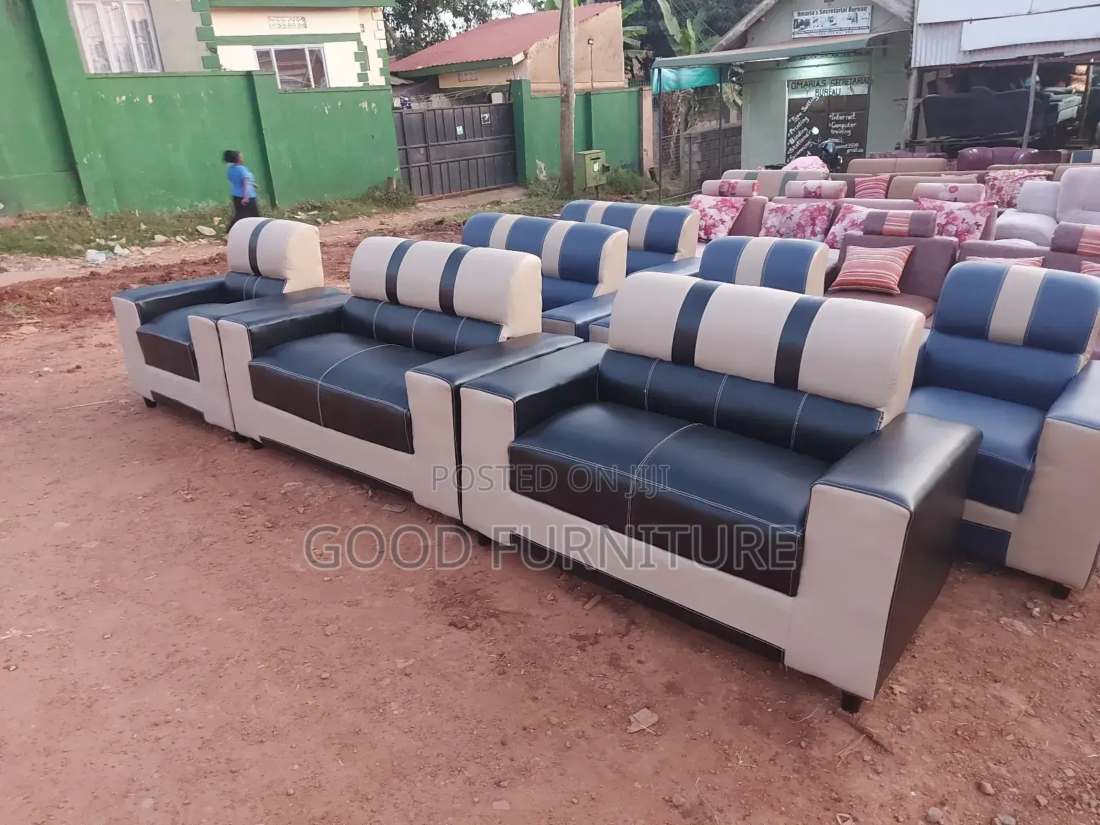 Good High Density Five Seaters Sofas Set