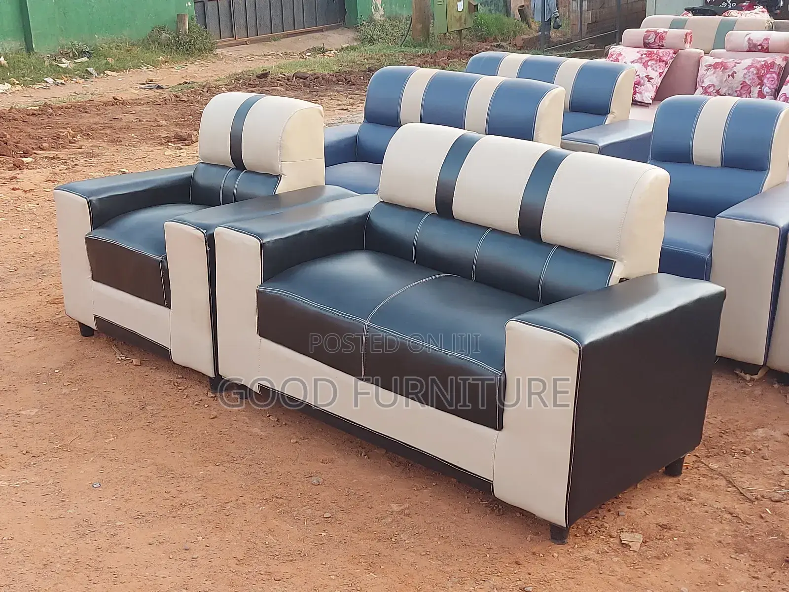 Comfortable Three Seaters Sofas Set