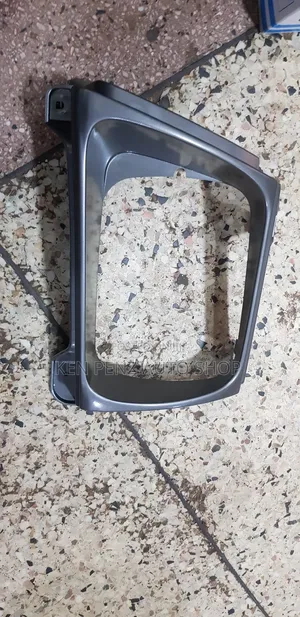 Toyota Hillux Kangaroo 166 Headlamp Cap or Frame