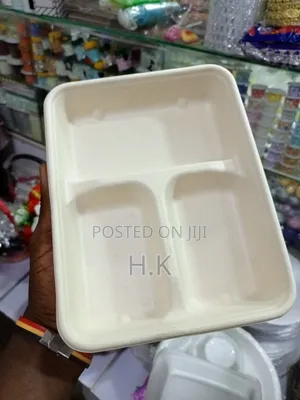 5-Inch Sugarcane Bagasse Meal Tray 12pcs