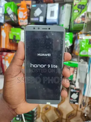 Photo - Huawei Honor 9 128 GB Gray