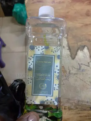 Photo - Essential Oil -Massage