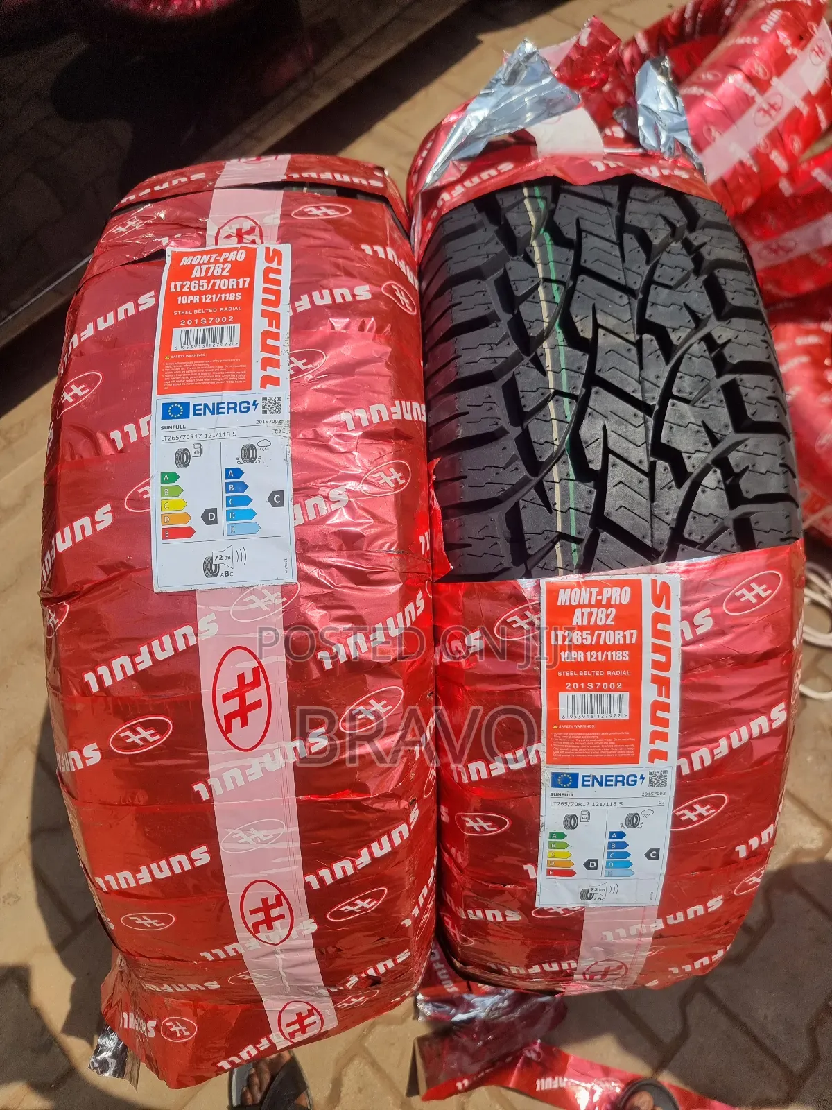 265/70r17 All Terrian Tires for Land Cruiser, Double Cabin.