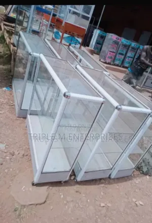 3 Feet Display Counter