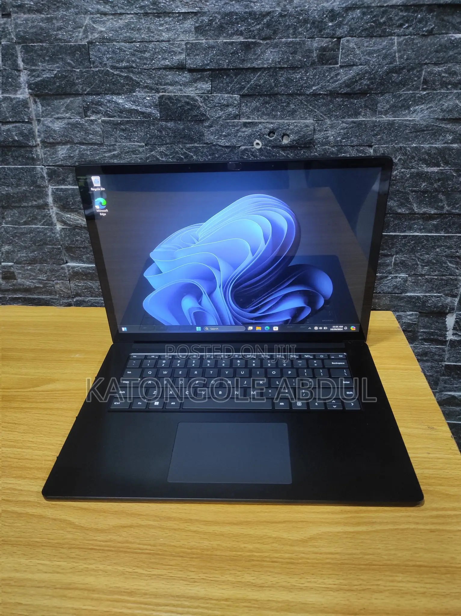 New Laptop Microsoft Surface Laptop 5 16GB Intel Core I7 SSD 500GB