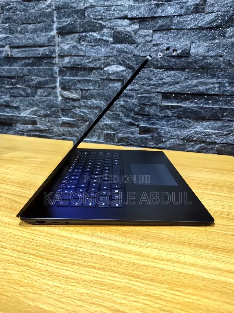 New Laptop Microsoft Surface Laptop 5 16GB Intel Core I7 SSD 500GB