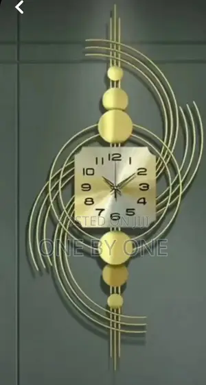 Modern 3d Metal Wall Clock With Golden Geometric Frame
