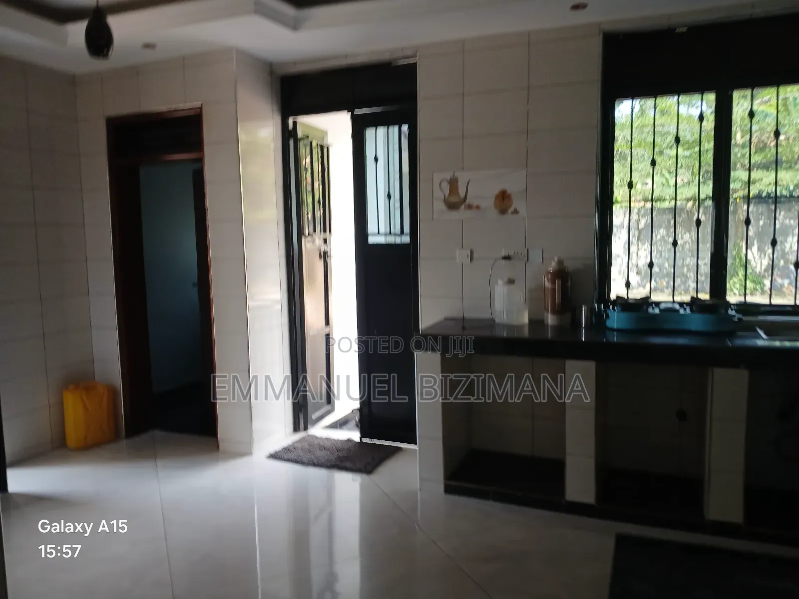 6bdrm Block of Flats in Wemac Properties, Wakiso / Wakiso for sale