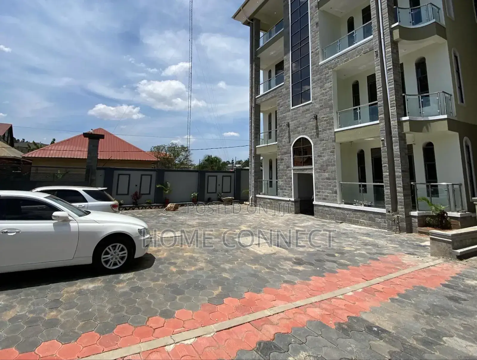 1bdrm Apartment in Muyenga, Central Division for rent