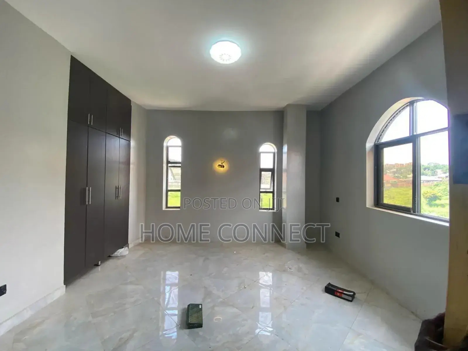 1bdrm Apartment in Muyenga, Central Division for rent