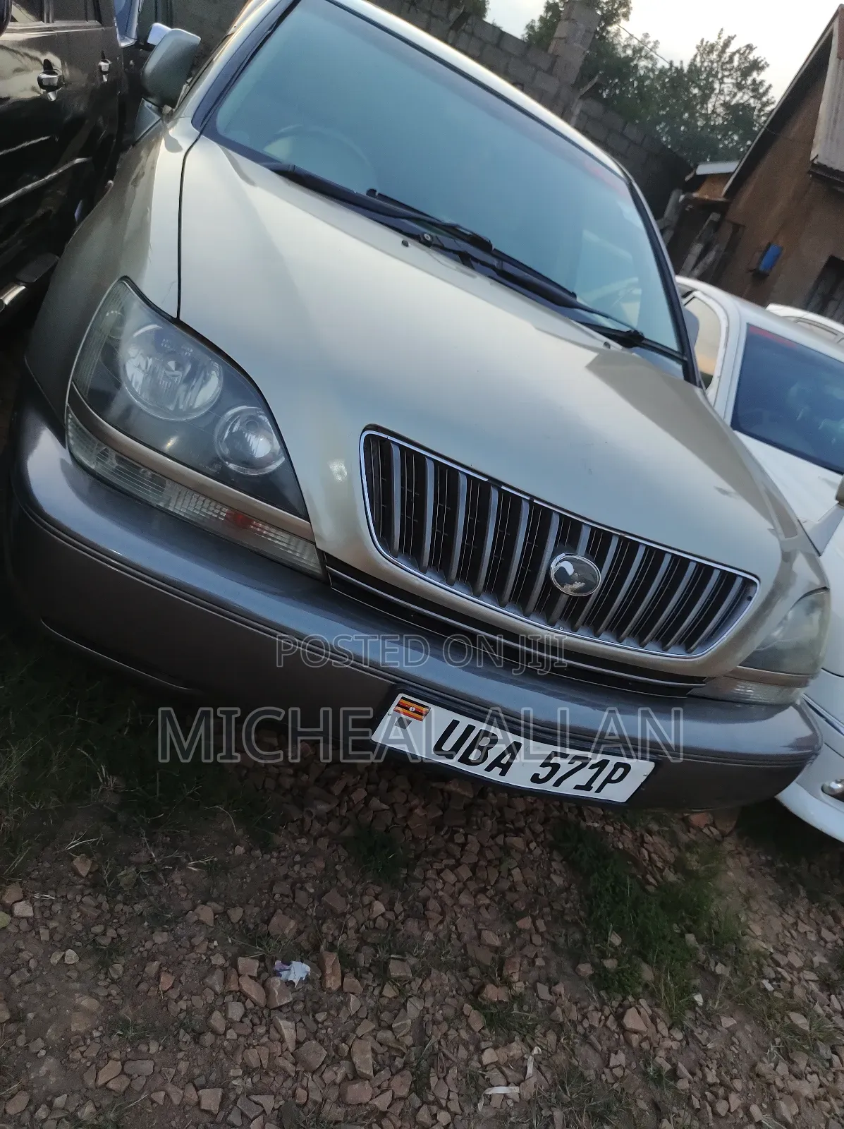Toyota Harrier 2002 White