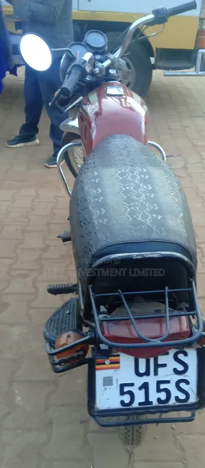 Bajaj Boxer 2024 Red