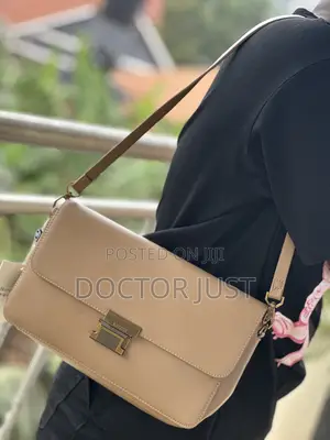 Underarm/ Shoulder Bag/ Crossbody Bag.
