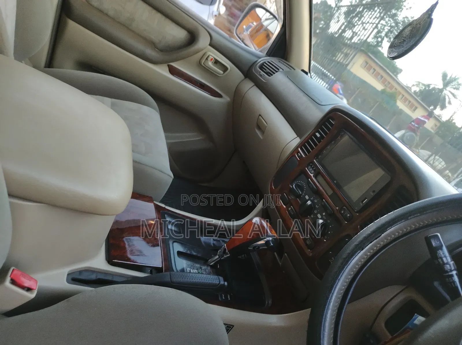 Toyota Land Cruiser Cygnus 4.7 2005 Silver