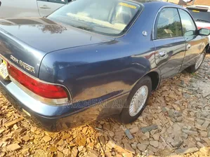 Toyota Crown Majesta 2000 Silver
