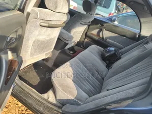 Toyota Crown Majesta 2000 Silver