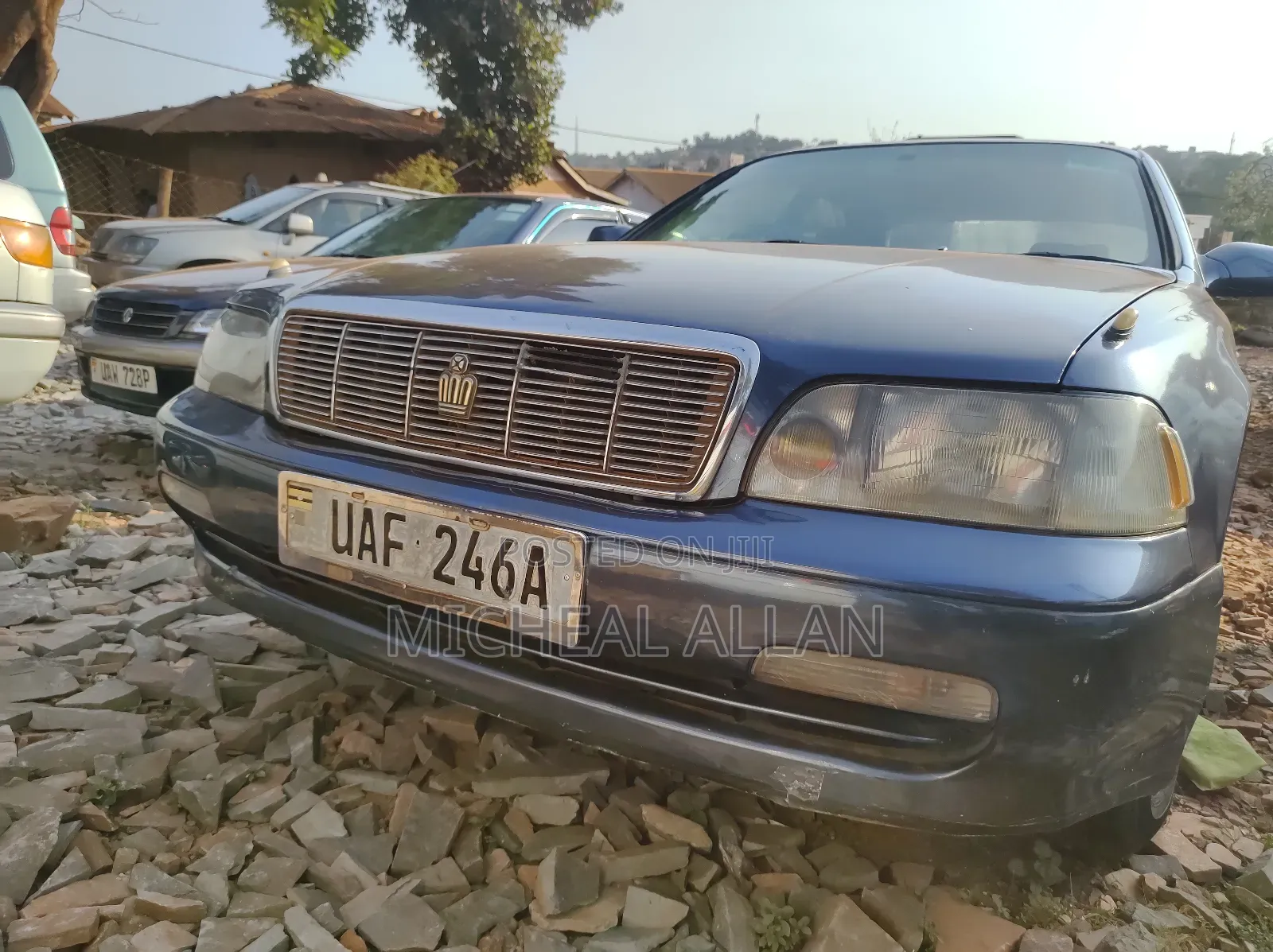Toyota Crown Majesta 2000 Silver