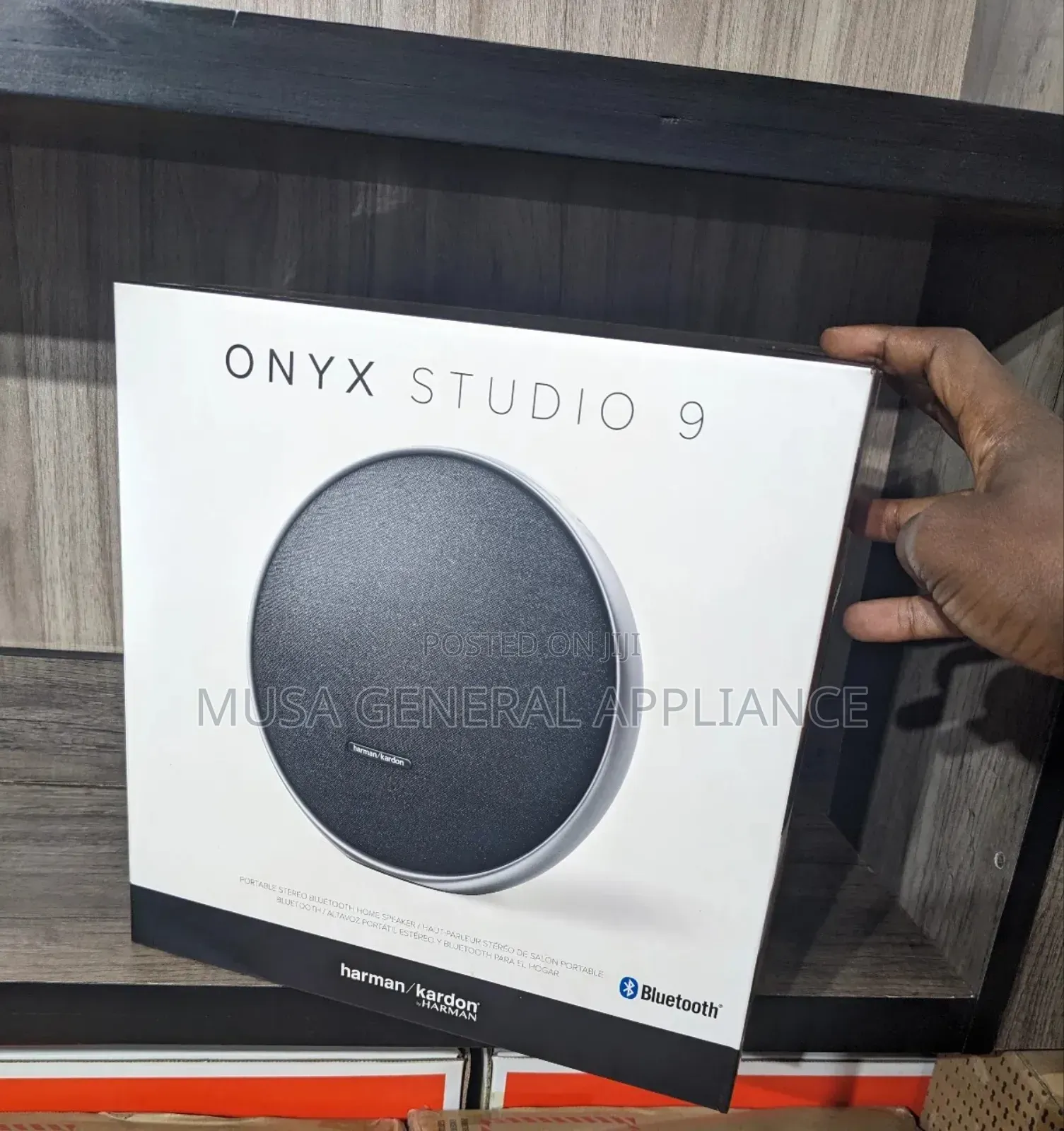 JBL Studio 9