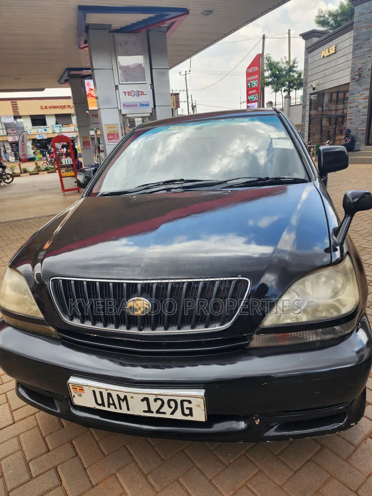 Toyota Harrier 3.0 V6 1999 Black