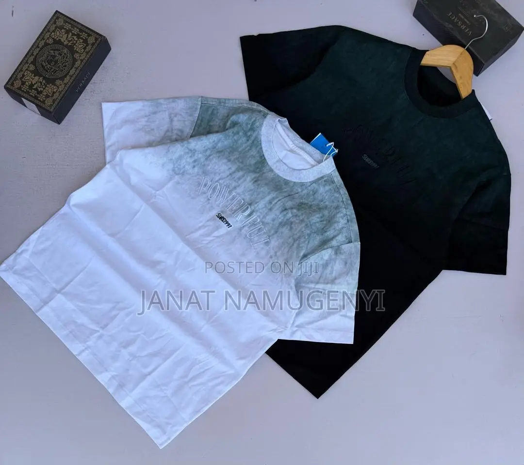 Casual Colored and Round Neck Tshirts