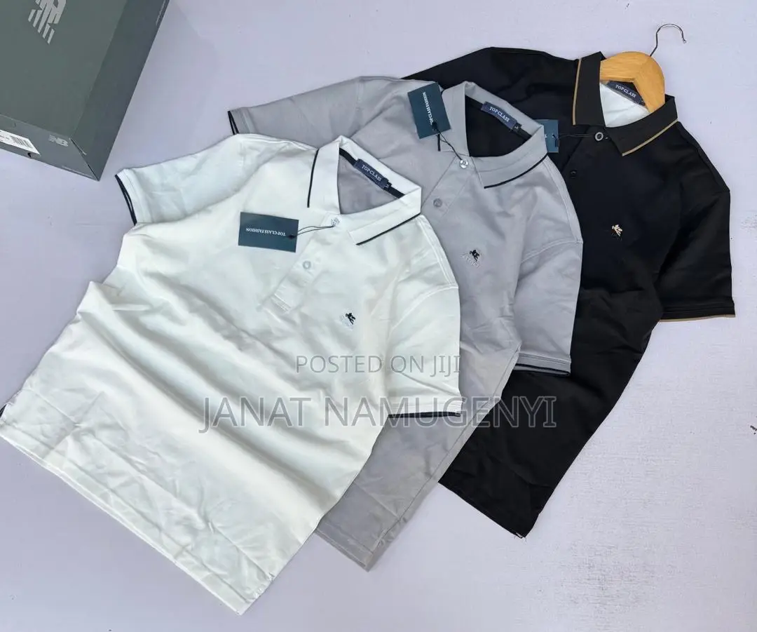 Casual Colored and Round Neck Tshirts