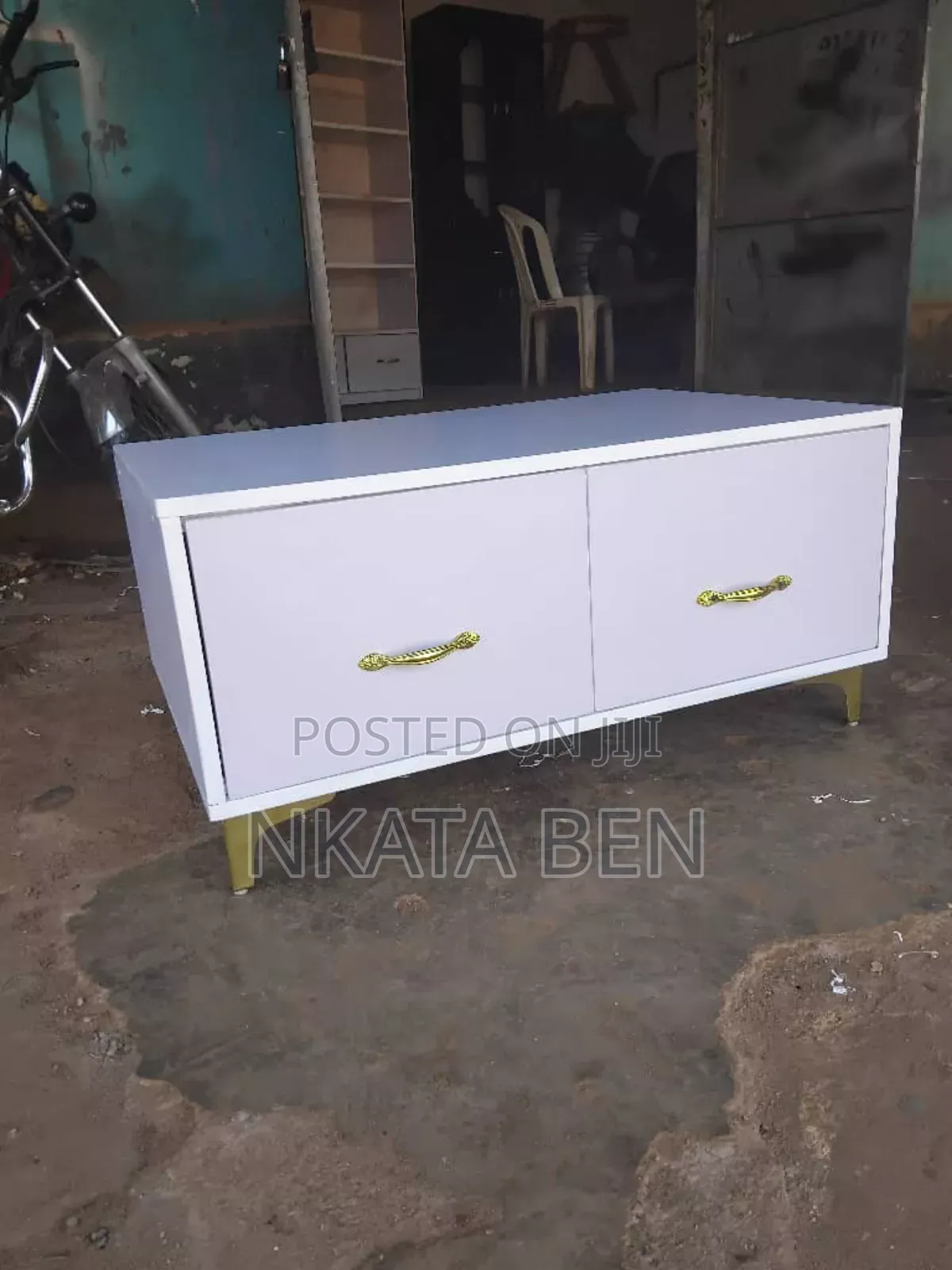Center Table White