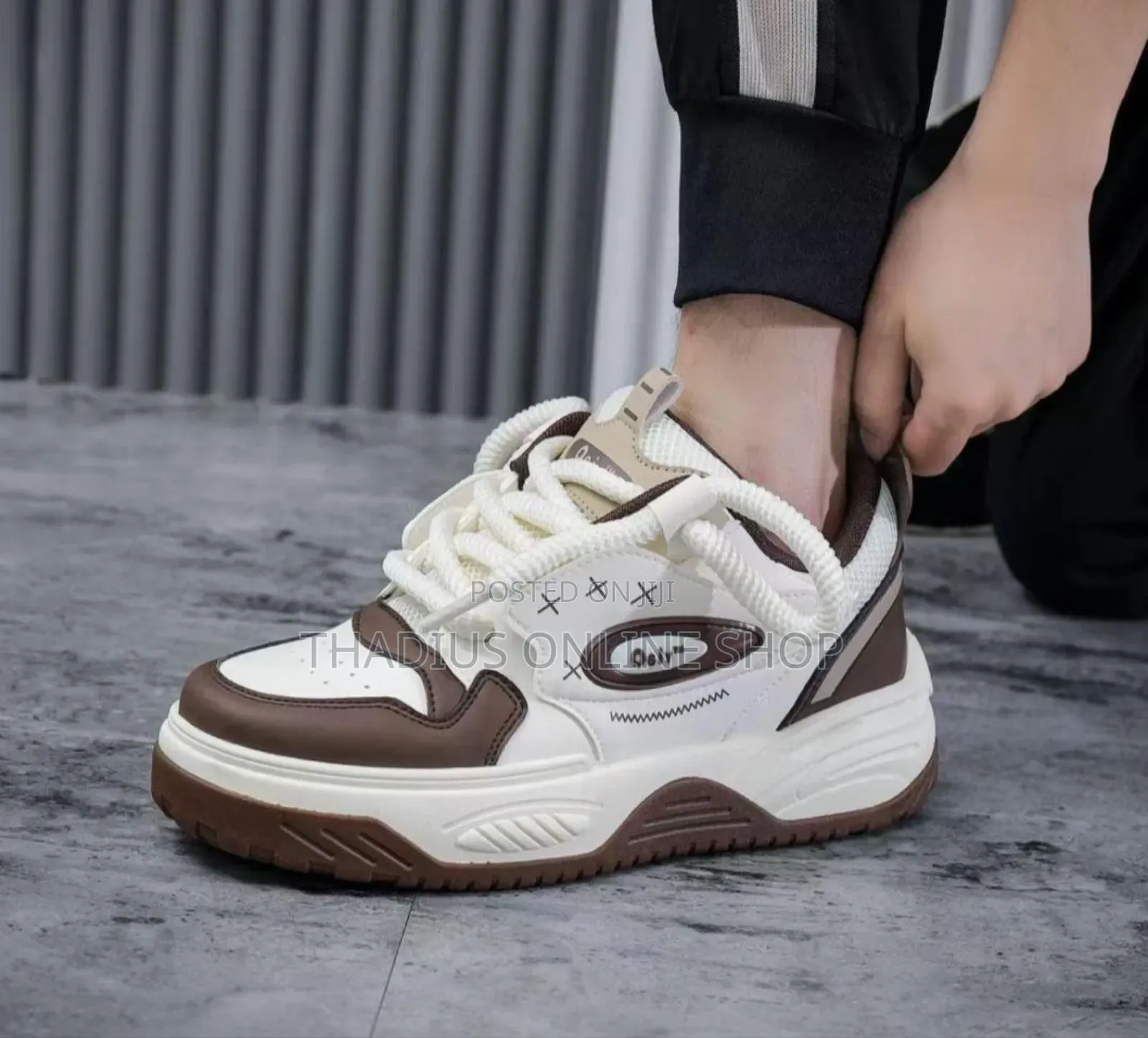 Women Classic Shoe/Sneakers
