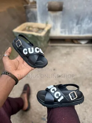 Photo - Kids Gucci Classic Canvas