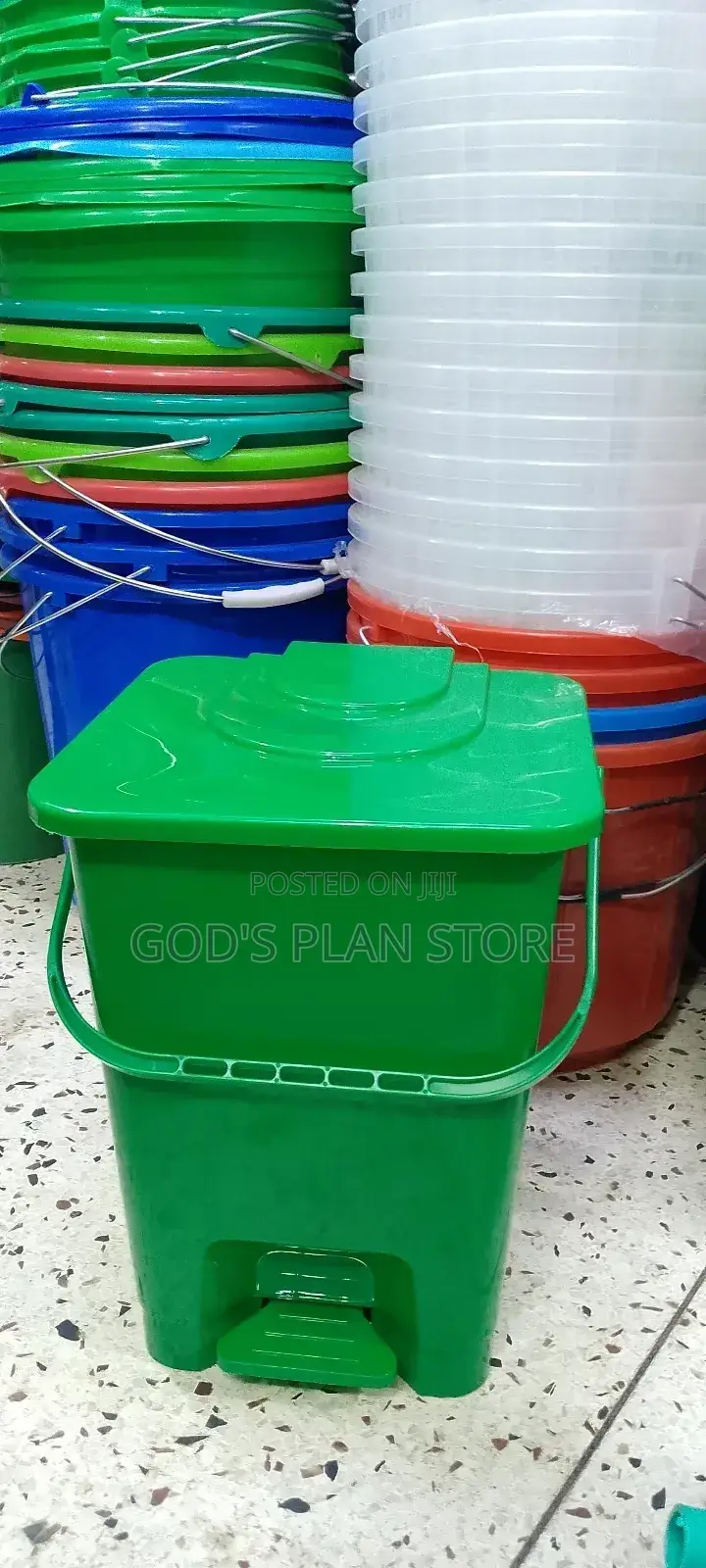 Modern Plastic Dust Bin 20litres