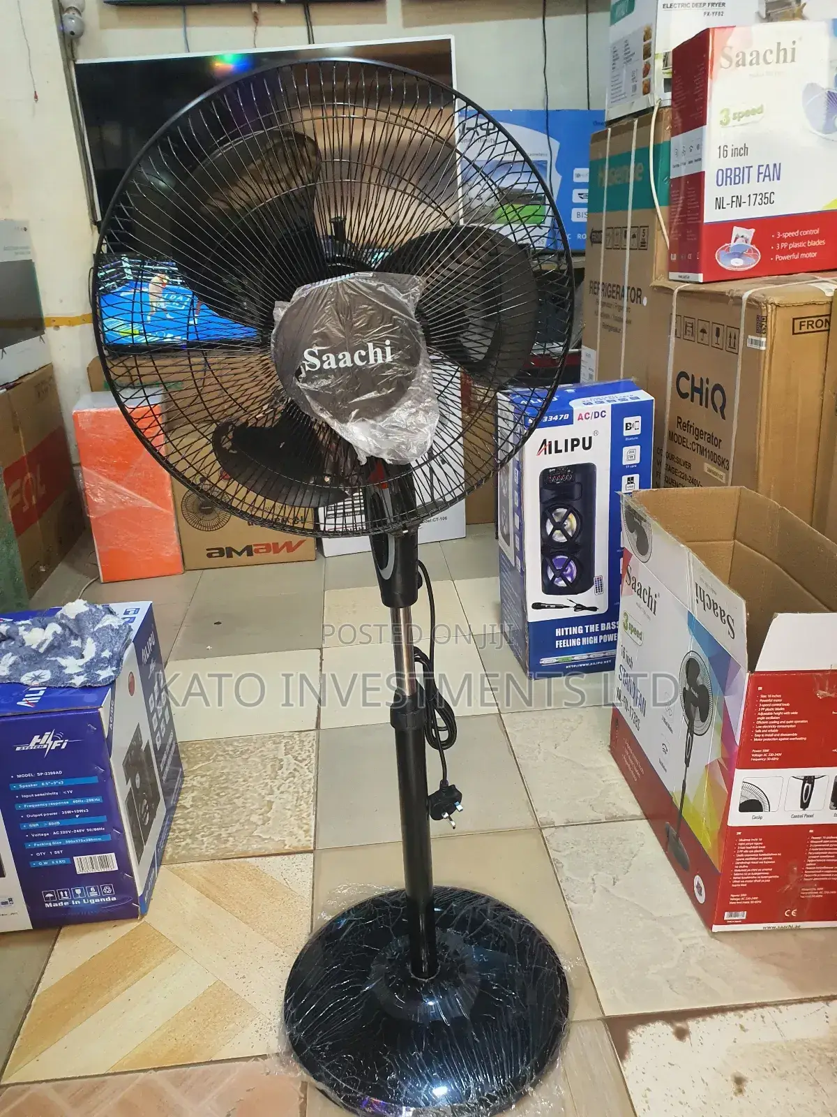Saach Black Stand Fan
