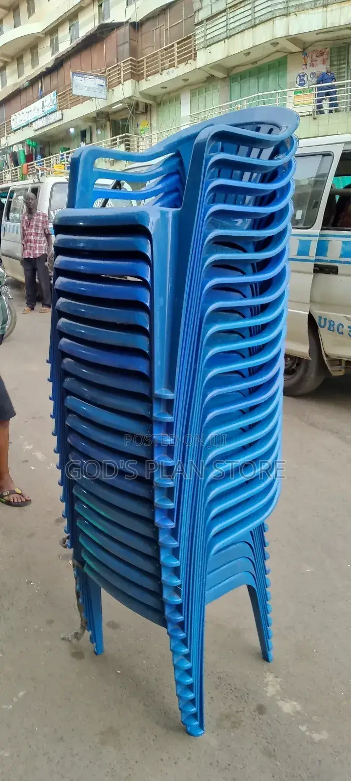 Outdoor Armed Plastic Chairs Plastic Chairs