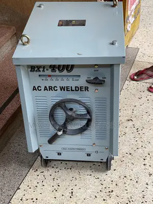 Photo - 24hr 400a Welding Machine Bx1