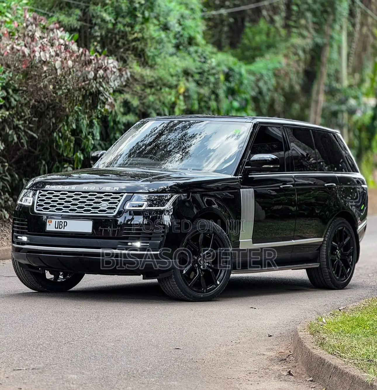 Land Rover Range Rover Vogue 2019 Black