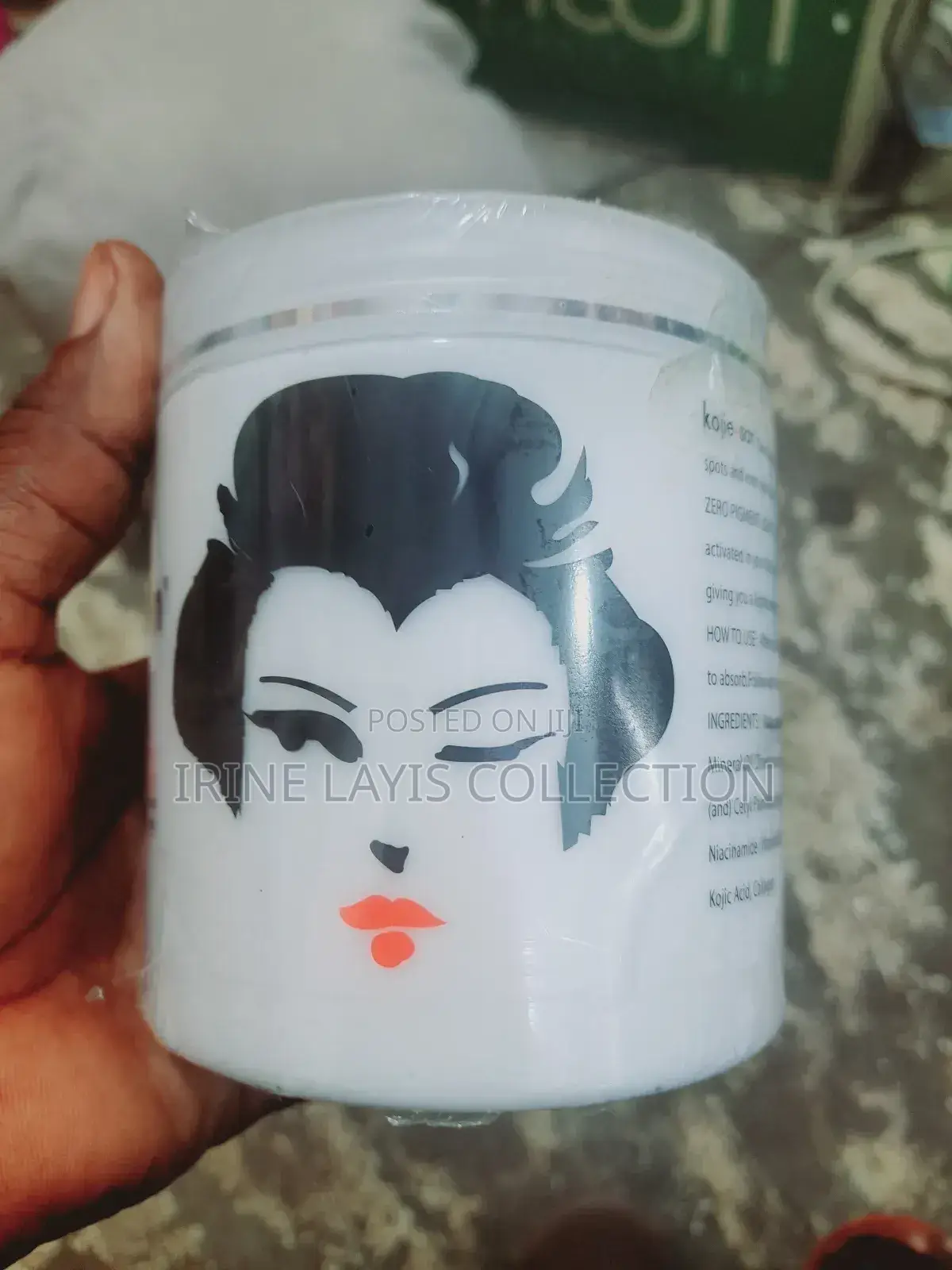 Kojie. San Body Cream