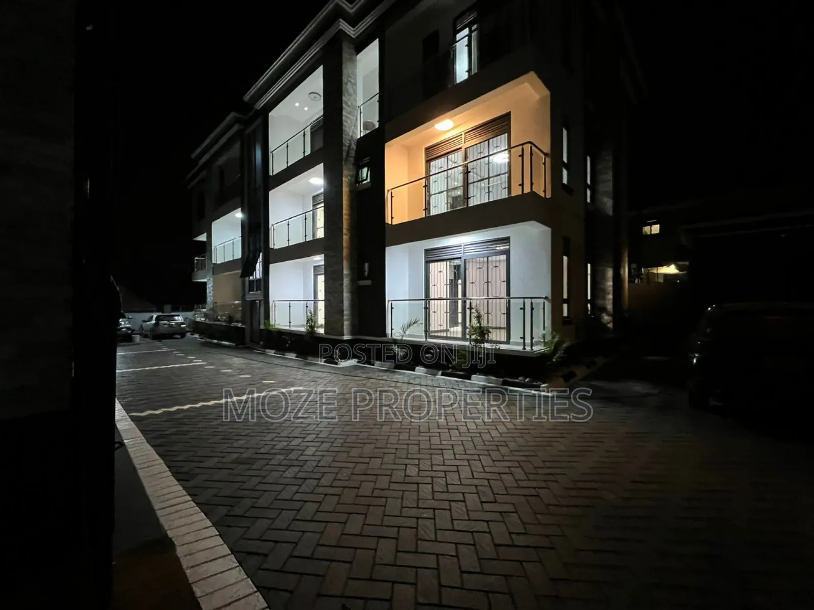 Furnished 2bdrm Apartment in Kira Mamerito Road, Central Division