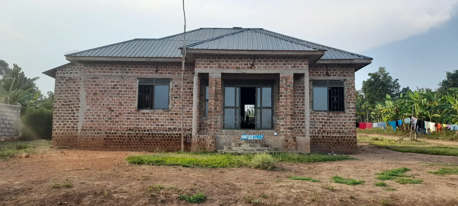 3bdrm House in Kakiri for sale