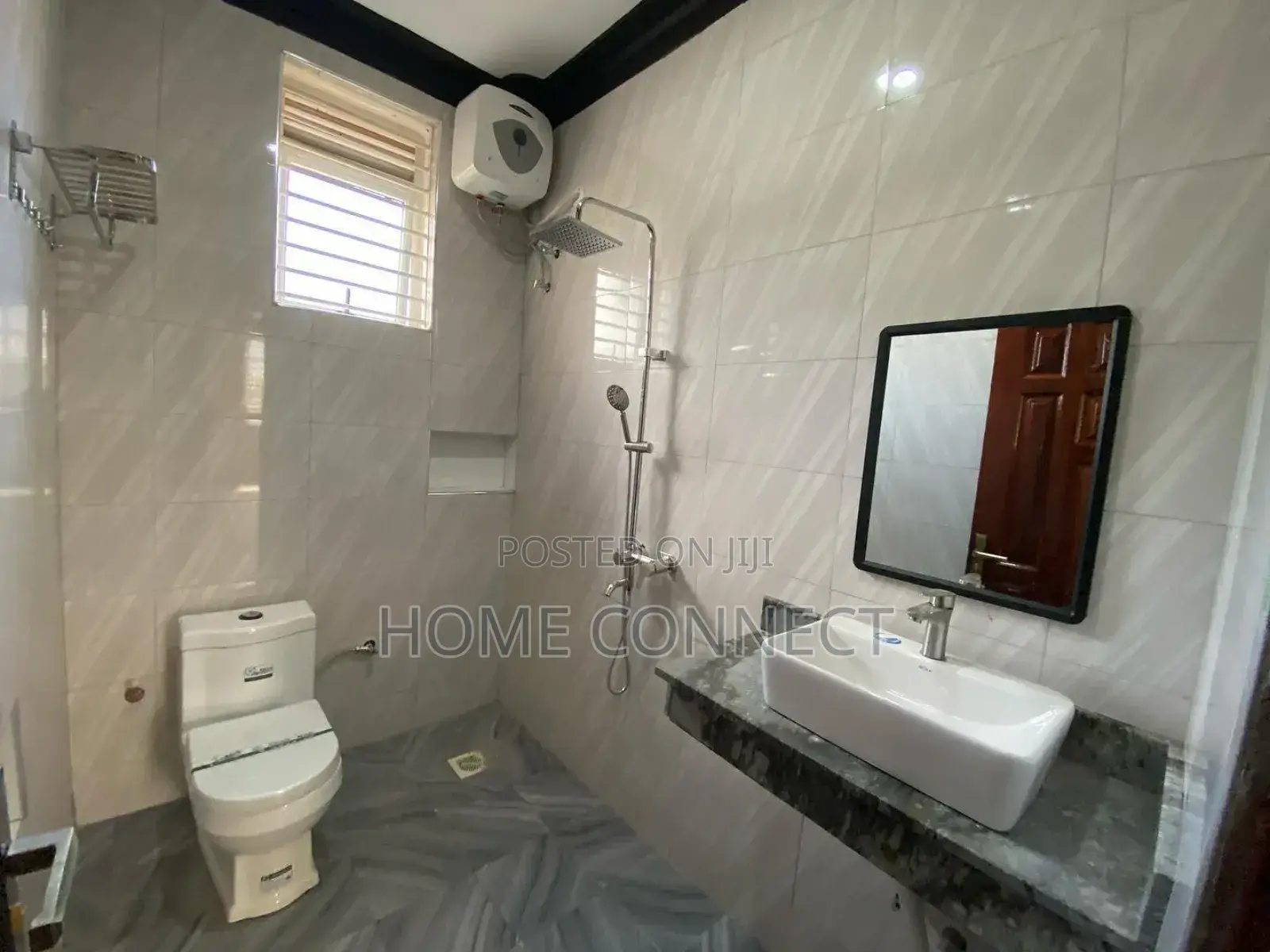 2bdrm Apartment in Komamboga, Central Division for rent
