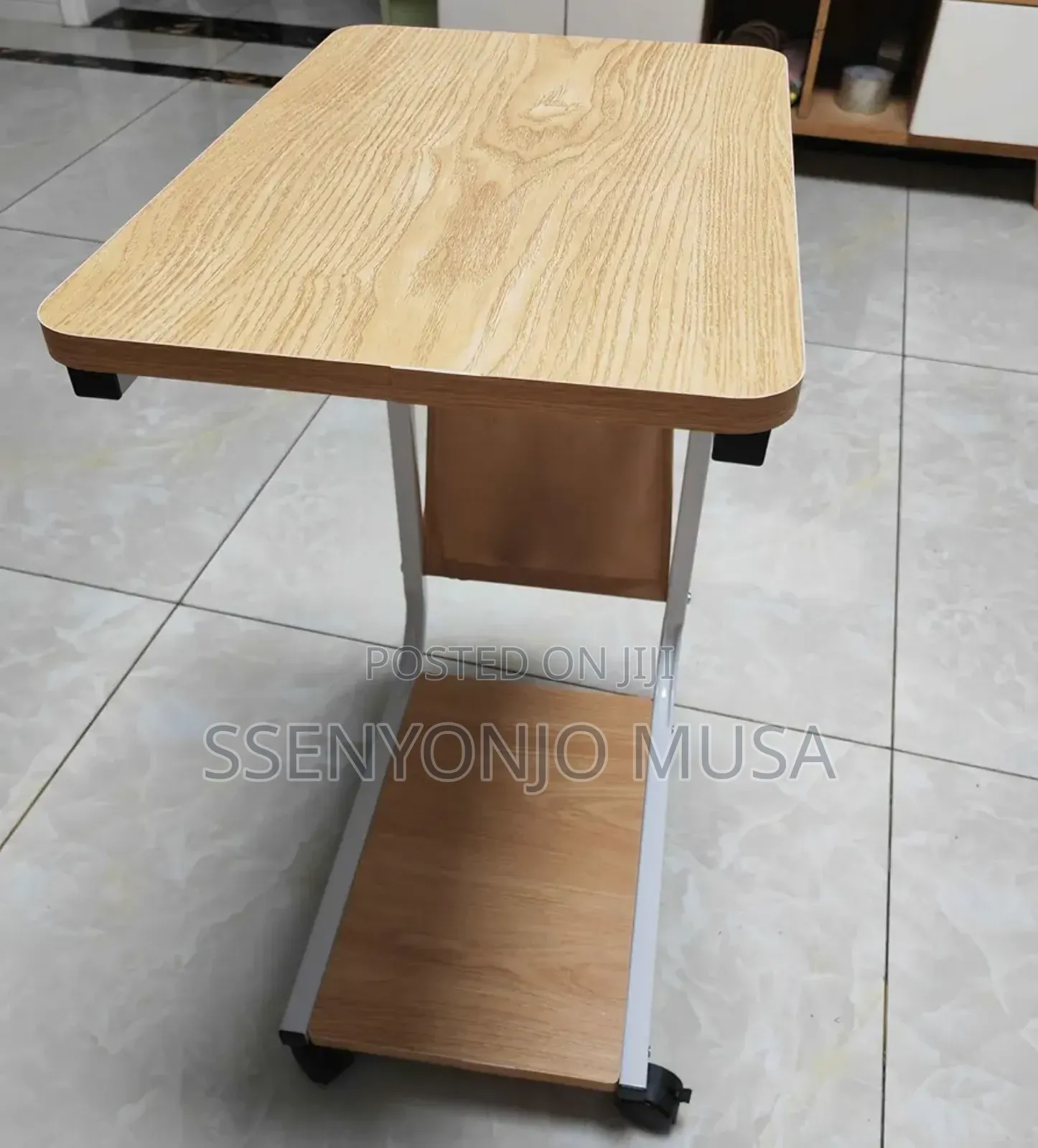 Elegant Mobile Coffee Table - Perfect For Living Room, Sofa